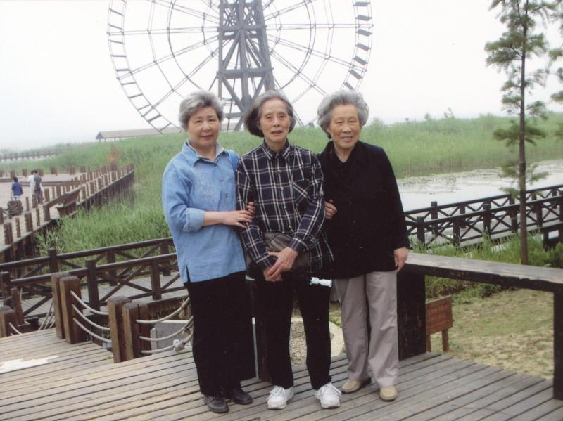20260706_190602_974.jpg 以飨师生校友及广大社会同仁